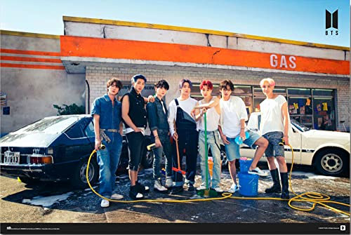 empireposter BTS - Bangtan Boys - Gas Station - Poster Plakat Druck - Grösse 91,5x61 cm