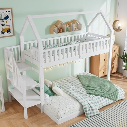 FEZTOY Kinderbett Baumhaus mit Ecktreppe und Fallschutz, Etagenbett mit Treppe 2 Kinder 90 x 200cm, Hausbett, Hochbett für Kinder, 1X Lattenrost, Rahmen aus Kiefer