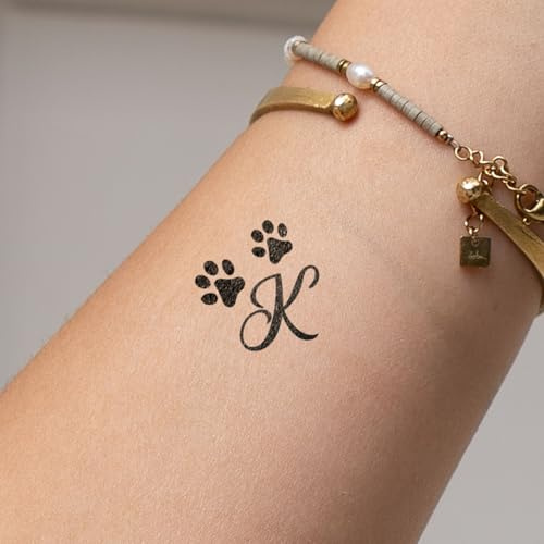 Inkster Pfote mit Initialen Tattoo - Buchstabe K - vegane & wasserfeste Temporäre Tattoos für Erwachsene - EU-Kosmetikzertifizierte Farbe