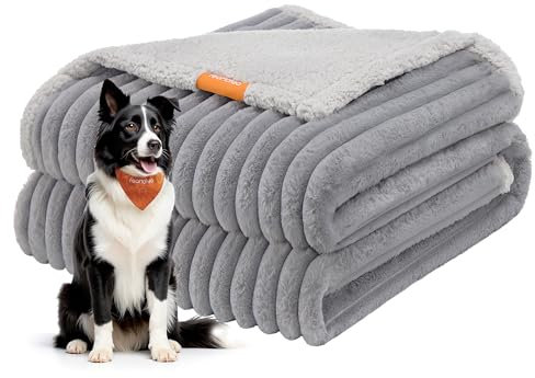 Feandrea Hundedecke, wasserdichte Decke, XL, 152 x 127 cm, für mittelgroße, große Hunde, beidseitig verwendbar, Hundesofa waschbar, Taubengrau-hellgrau PPB036G01