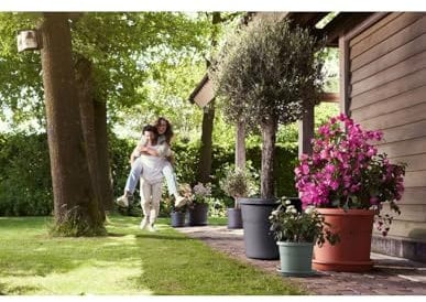 Elho Algarve Cilindro Ruedas 48cm - Macetero Grande Exterior - Jardineras - 100% Plástico Reciclado - Negro/Anthracite