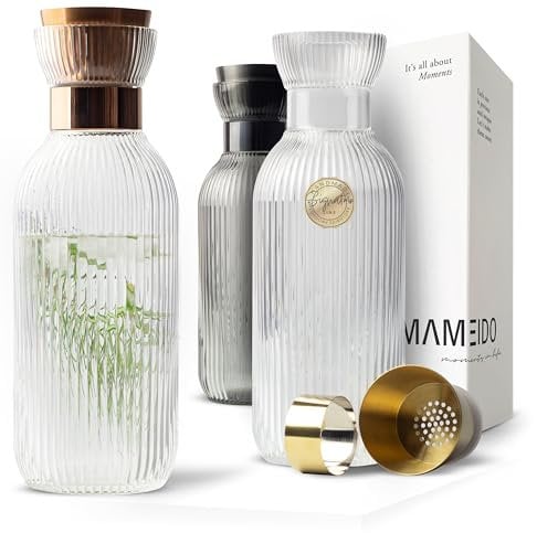 MAMEIDO Water Carafe 1l - Glass Carafe with Lid & Sieve, Hand-Blown Water jug with Noble Look for Special Occasions, carafes to give as a Gift (Crystal Copper, 1000ml)
