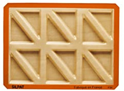 Silpat Moule Gateau Triangle 12 Empreintes – Brownie, Flan, Entremets – Silicone Antiadhésif, Cuisson Uniforme – Démoulage Facile, Pâtisserie Créative – Réutilisable, Qualité Professionnelle