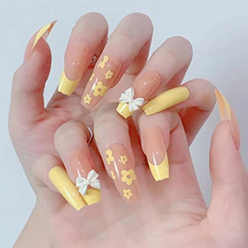 RUNRAYAY Jaune Presse Française sur Faux Ongles, Faux Ongles Extra Longs avec Motif Fleur et Noeud, Nude Cercueil Acrylique Couverture Complète Ongles Conseils pour Femmes et Filles 24Pcs
