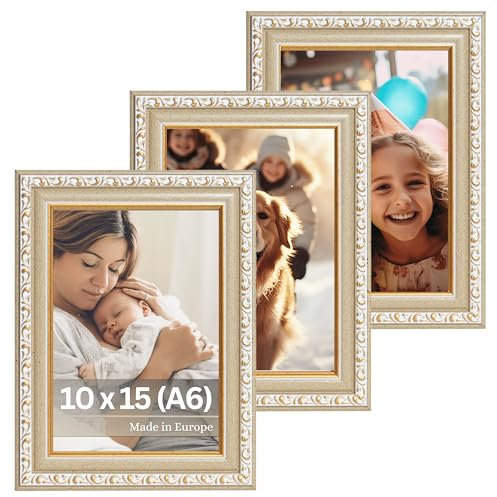 VictoR antiker - kunstvoller Fotorahmen „Chagall“ in Gold Beige - 3er Set in 10x15 cm (A6) Deko Bilderrahmen Vintage - geeignet für Urkunden - Zeugnisse - Bilderrahmen Gold 10x15 - Barock