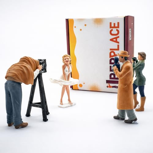 Iberplace 40036 Schauspielerin mit Fotografen Figuren Set Spur G 1:22,5–1:25 Gartenbahn Figuren Diorama Modellbahn Szene Filmset Fotografie Zubehör Gartenbahn Anlage