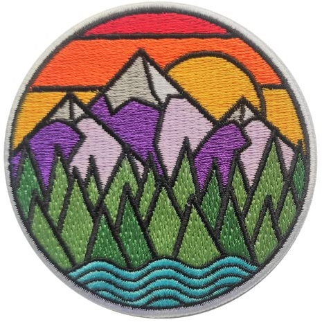 PatchClub Mountain and River Adventure Outdoor Patch – bunt bestickt, cool zum Aufbügeln oder Aufnähen