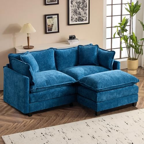 SoarFlash Modulares Sofa mit Doppelpolsterung, Blau, 2 Sitze + 1 Fußhocker | Chenille Stoff mit Kissen & Armlehnen. Niedrige Sitzfläche, flache Füßen. Ideal für Wohnzimmer, Schlafzimmer & Wohnungen.