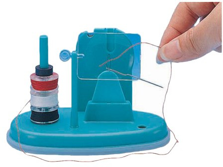 Aidapt Thread Helper for Hand and Machine Needles