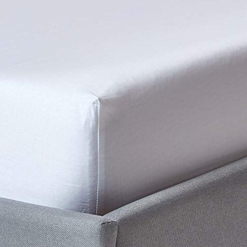 HOMESCAPES Satin Spannbettlaken Bio-Baumwolle 150x200 cm weiß, Bio Bettlaken mit Gummizug, Fadendichte 400