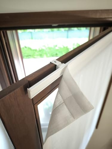 Visillo a Medida con Cinta de Contacto – Kit Completo: Perfil de Aluminio, Soportes de Gancho y Barra – Fácil de Instalar – para Ventanas de PVC o Madera – Tamaño Ajustable 35-90 cm – 70 x 135 cm
