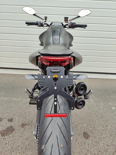 Portatarga corto per Ducati Monster 937 2021-2024 Portatarga REVO Tail Tidy -> si adatta perfettamente alle targhe italiane conversione posteriore posteriore corto per conversione targa ducati monster