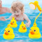 Badespielzeug, Wasserspielzeug Kinder mit Dusche, wiederaufladbares Duck Badewannenspielzeug ab 1 2 3 4 Jahr, Sprinkler Badewannenspielzeug für Kleinkinder Sprühwasser, Geschenk Mädchen Junge
