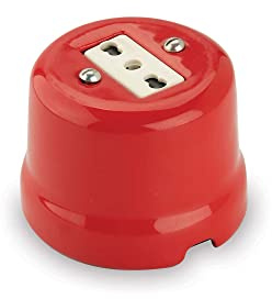 Amarcords - Prise électrique en porcelaine biphasé 10/16 ampere. Double prise de courant vintage en céramique de couleur ROUGE