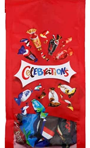 Célébrations Assortiment de chocolats au lait fourrés de biscuit et gaufrette - Le sachet de 196g