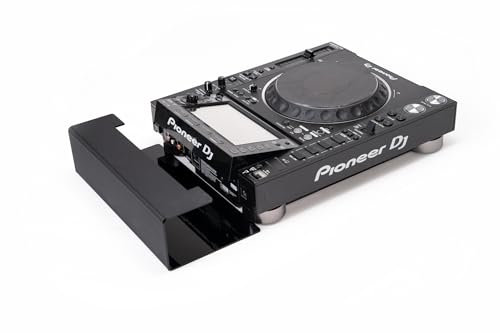 Kabelabdeckung kompatibel mit Pioneer CDJ 2000 – integrierter Kabelkanal, minimalistisch, hochwertig, modern, funktional, professionell. Made in Germany