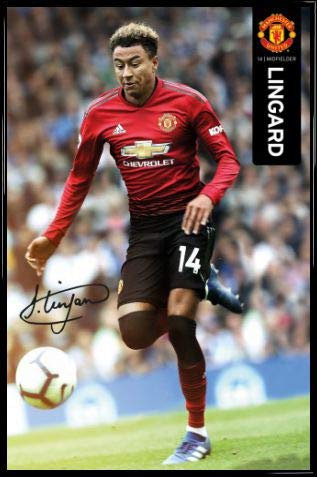 Fußball Poster Plakat | Bild und Kunststoff-Rahmen - Manchester United, Lingard 18-19 (91 x 61cm)