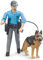 bruder 62150 - Bworld Polizist mit Ausrüstung & Hund - 1:16 Spielzeug-Figur Tier Polizeistation