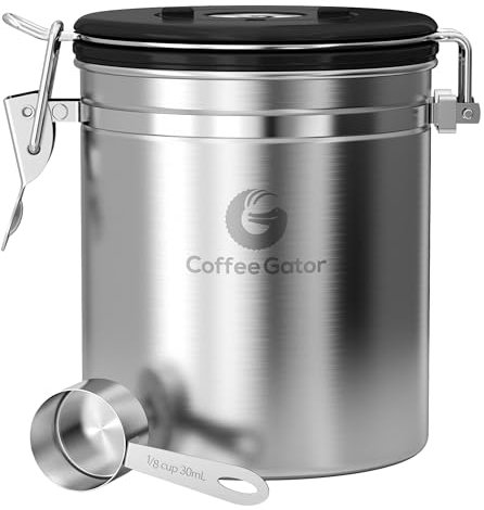 Coffee Gator Boîte à café hermétique 0,9 l – récipient pour grains de café en acier inoxydable avec valve de CO2 et affichage de la date dans le couvercle – Étanche aux arômes – Avec cuillère doseuse