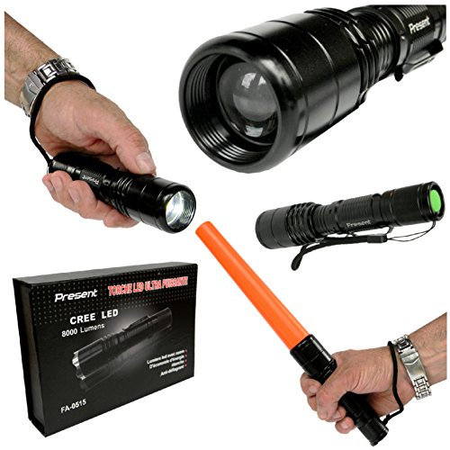 LED Flashlight Q5 Cree LED FA-0515 Rechargeable ULTRA PUISSANTE Portée de plus de 300 m – 5 Switch Modes Dont S.O.S. + bâton de détresse