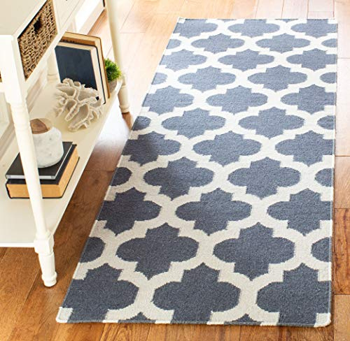SAFAVIEH Dhurries Collection Runner Rug - 2'6 x 7', Blue & Ivory, Handmade Flat Weave Wool, Ideal for High Traffic Areas in Living Room, Bedroom (DHU623B)