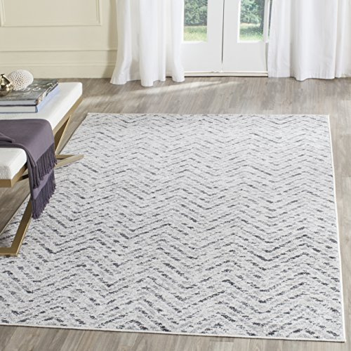 SAFAVIEH Adirondack Collection Area Rug - 5'1 x 7'6, Ivory & Charcoal, Chevron Design, Non-Shedding & Easy Care, Ideal for High Traffic Areas in Living Room, Bedroom (ADR104N)