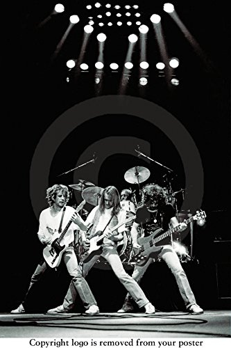 Status Quo Live In Glasgow 1981 Maxi Paper Poster - Vintage Concert Music Wall Art Print - Rock Band Memorabilia Gift Decor