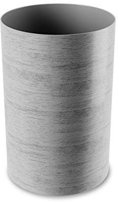 Umbra Treela - Cesta de basura pequeña y duradera para baño, dormitorio, oficina y más, madera gris