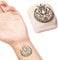 LaDot Tattoo für Kinder und Erwachsene, temporäre hautfreundliche fake Tattoos, Tattoo-Stempel ohne Nadeln für Körper und Arm, wasserfest, Keramikstempel Lotus