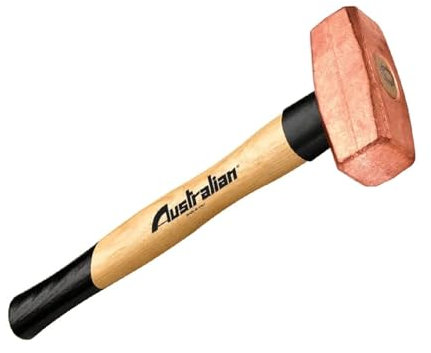 La zappa Mazzetta per muratore con testa in rame e manico in legno linea TOP (800 gr/manico 33 cm)