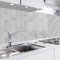 danario Panel Protector de Pared Cocina – Vinilo Adhesivo Antisalpicaduras – Fácil de instalar y limpiar - 0,8 mm - Óptica de vidrio - Azulejos grises - Muestra