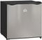 HOMCOM 46 Litre Table Top Mini Fridge, Small Fridge with Ice Box, Reversible Door, Adjustable Temperature and Legs for Bedrooms, Home Office, Silver Tone