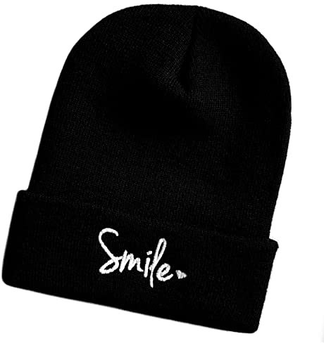 Schnoschi Schwarze Mütze/Strickmütze mit Smile Spruch Bestickt für Damen, Herren, Jugendliche und Kinder, Beanie Wollmütze Hip Hop Wintermütze Rollmütze Streetwear Unisex OneSize