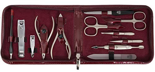 DREI SCHWERTER - 12-tlg. Maniküre-Pediküre-Set 'Firenze' | Hochwertiges Nageletui aus Kunstlackleder zur Hand- & Fußpflege. Farbe: Weinrot | Inhalt: Nagelschere, Nagelknipser, Pinzette & vieles mehr