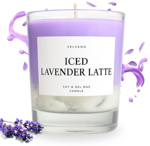 Velvano Duftkerze Iced Lavender Latte – Handgegossen aus Sojawachs & Gelwachs – Lavendelduft – Designkerze im Getränkelook – vegane Geschenkidee & stilvolle Dekoration