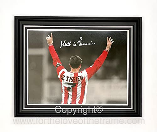 Matt Le Tissier Hand Signed Autograph Southampton FC Football Soccer Memorabilia Photo In Luxury Handmade Wooden Display & Certificate of Authenticity