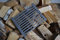 SEZAM 26 x 21,5 cm Gussrost Ofenrost Ascherost Kaminrost passend Kaminofen Tafelrost Rost Ofengitter Kamin Ersatzteile Zubehör Gussrost Ofenrost Grillkamin Eckig Eckrost
