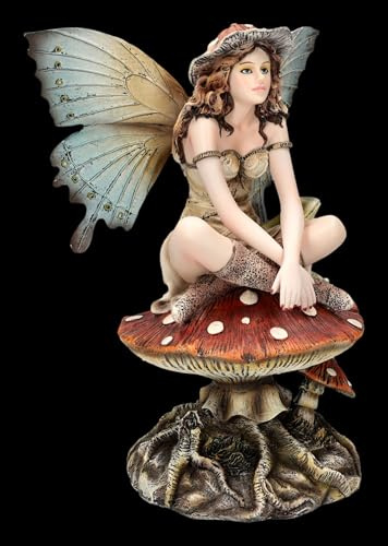 Figuren Shop GmbH Elfenfigur – Pilzfee Marilou auf Fliegenpilz – handbemalte Fantasy-Deko (21 cm) – Tales of Aurelion Collection – Geschenkidee für Märchen- & Feenfans