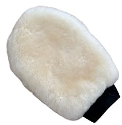 Naturally Equestrian Waschhandschuh aus Lammfell (Natural)