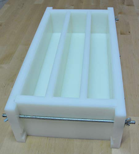 Biolousa Moule a Savon Professionnel en PEHD 500 pour 3 barres (5,5x8,5x39 cm) de +- 1820gr – chaque barre peut être découpée en 15 savonnettes (5,5 cm x 8,2 cm x 2,5 cm) de 100gr