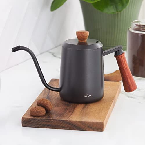 Karaca Bouilloire à café en acier inoxydable noir, 600 ml, boîtier en acier inoxydable 304, bouilloire, poignées élégantes en châtaignier, cafetière troisième génération, capacité de 1200 ml
