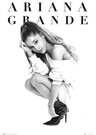 Close Up Ariana Grande Poster Crouch (61cm x 91,5cm) + Geschenkverpackung. Verschenkfertig!