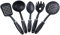 Kigima Juego de 5 cucharas de cocina en color negro – Utensilios de cocina de plástico resistente al calor – Juego de utensilios de cocina ideal para tu cocina – Juego de cubiertos versátil