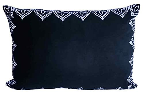 Casa Moro Marokkanisches Samtkissen Luka Schwarz 45x30 cm mit Füllung | orientalisches Deko-Kissen Zierkissen Bestickt für Deine Couch Sofa Lieblings-Sessel