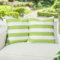 Lewondr Outdoor Kissenbezüge, 2 Stück 50x50cm Quadratische Streifen Wasserdicht Kissenbezüge für Outdoor Terrasse Veranda Bauernhaus Garten Balkon Couch, Grün & Weiß