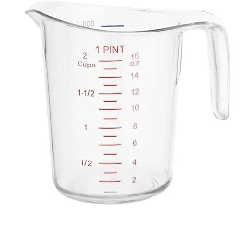 Vogue Polycarbonate Measuring Jug, 500 ml | Shatterproof build ensures long-lasting commercial use, offering a clear half-litre capacity with rapid cleanup.