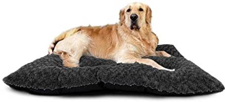 Victoria & Carter Large Dog Bed (102 x 70cm) Ultra Soft Pet Bed, Premium Plush Mattress Cushion For Medium Or Large Size Pets, Can Be Used For Dog Crate. Machine Wash & Dryer Friendly. (Black)