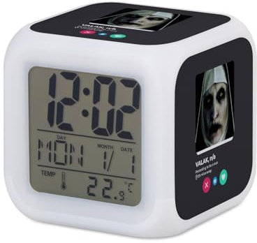 Fabulous Wecker Würfel beleuchtet schwarz – Valak Nun Horror Film Social Network Meeting Love – 7,8 x 7,8 x 7,8 cm – Retro-Beleuchtung, mehrfarbig, LED