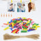 Furuising Lot de 156 Colorés Mini Pince a Linge Bois, 25mm Couleur Epingle a Linge, Petite Pinces à Linge avec 10m Corde de Jute et 5 Crampons，pour Mariage Cartes Postales Photo Décorer