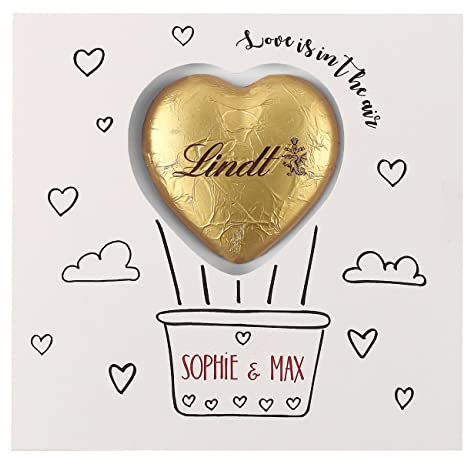 Herz & Heim® Hochzeitskarte - Süße Grüße - Grußkarte inkl. Lindt Schokoladen-Herzen Love is in the Air mit Wunschnamen